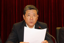 中施企协李鸿庆副会长兼秘书长宣读有关表彰通知