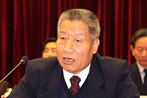 中施企协刘怀副会长主持大会
