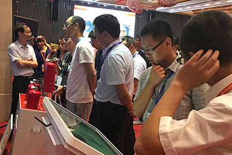 成果展示展览现场