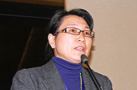 威海建设集团有限公司副总经理--尹芙蓉做主题发言